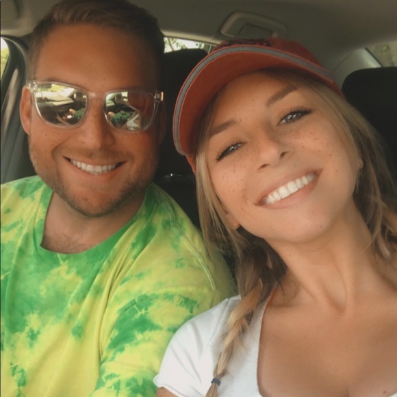 Meet your Posher, Heather - Picture 3 of 4